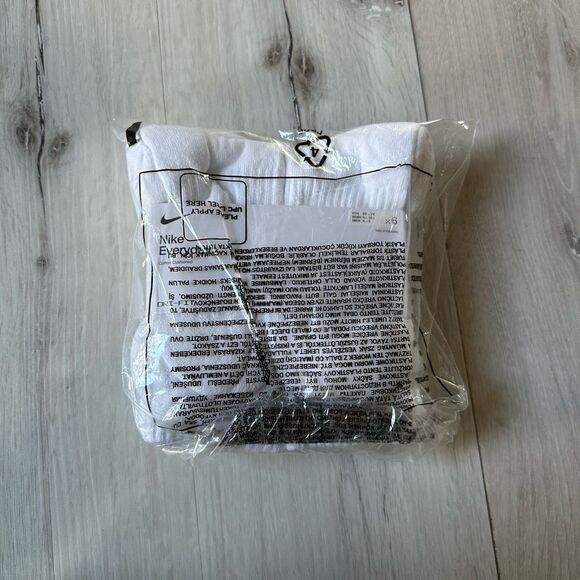 Nike Everyday Plus 6-pk Dri-FIT Cushion Crew Training Socks‎ (M6-8 W6-10) NWT - Picture 3 of 7